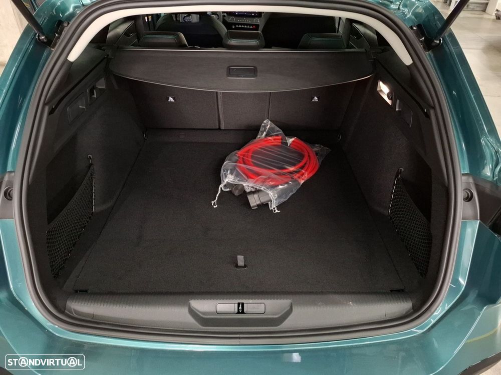 Peugeot e-308 54 kWh Allure - 6