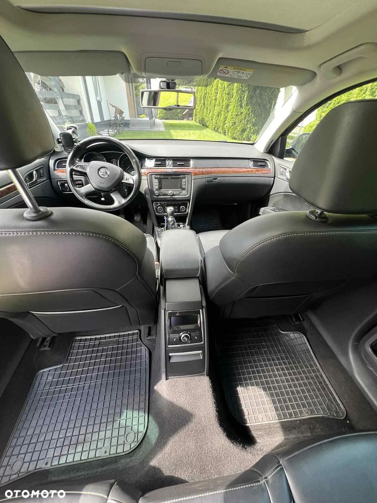 Skoda Superb 1.6 TDI Elegance Greenline - 12
