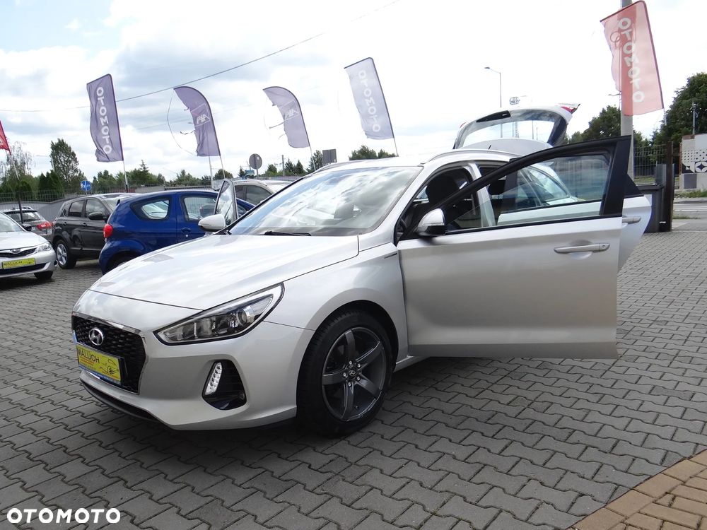 Hyundai i30 Kombi 1.4 Passion Plus - 7