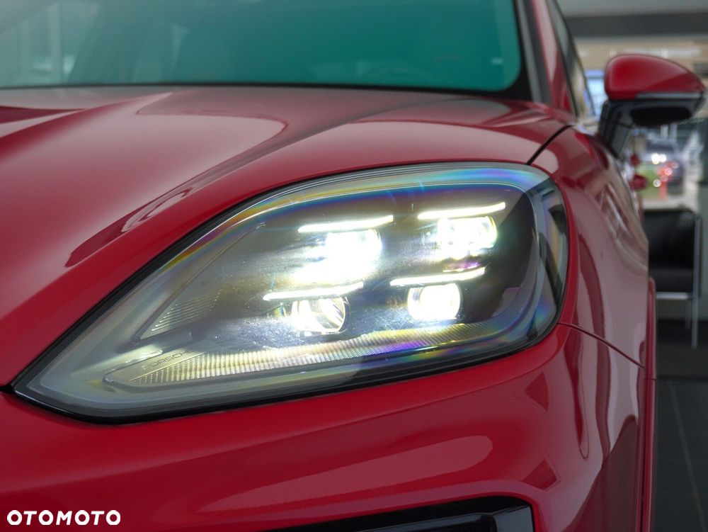 Porsche Cayenne GTS - 10