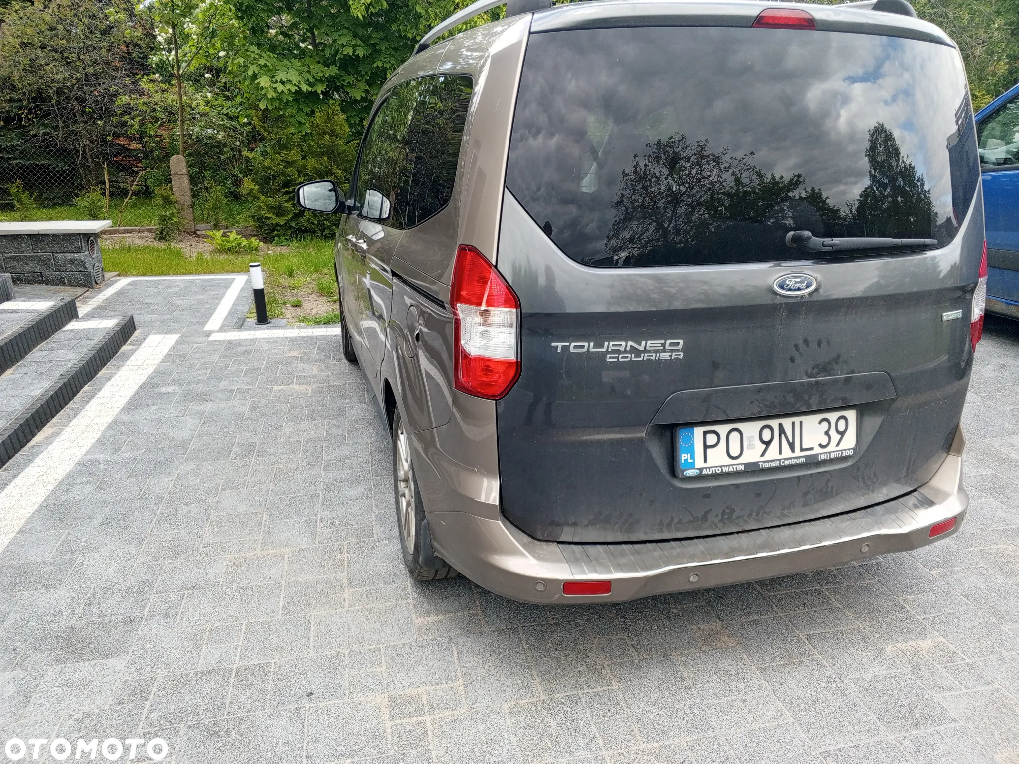 Ford Tourneo Courier 1.0 EcoBoost Titanium - 14