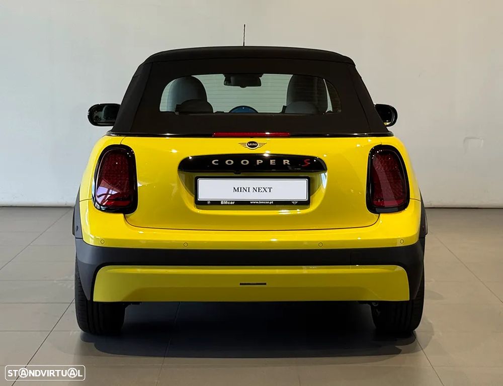 MINI Cabrio Cooper S Classic M - 8