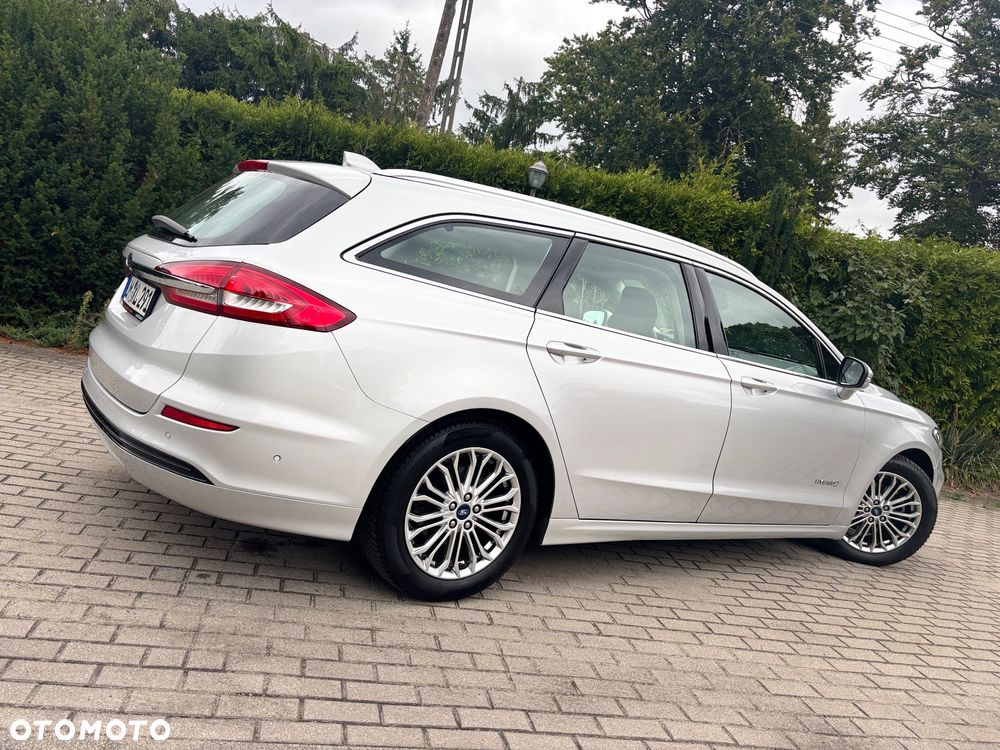 Ford Mondeo 2.0 Hybrid Titanium - 12