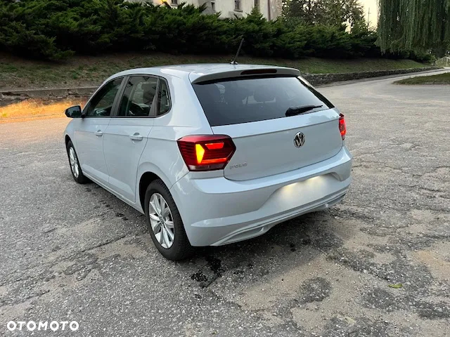 Volkswagen Polo - 11