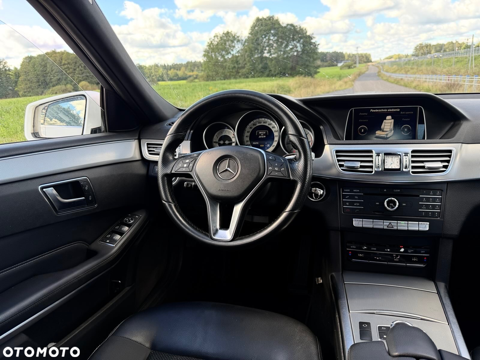 Mercedes-Benz Klasa E 220 BlueTEC 9G-TRONIC Avantgarde - 19