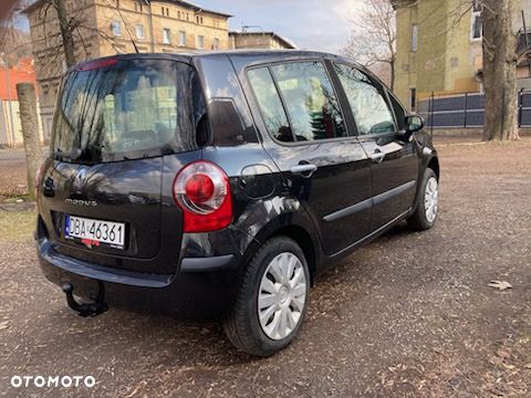 Renault Modus 1.2 16V Avantage - 8