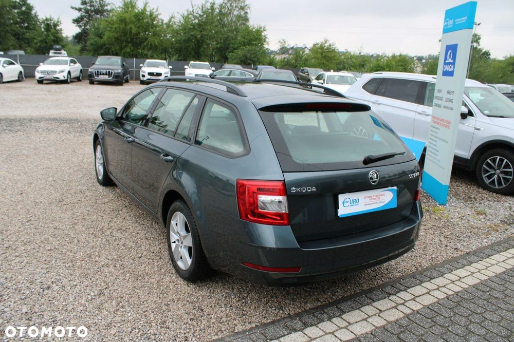 Skoda Octavia - 8