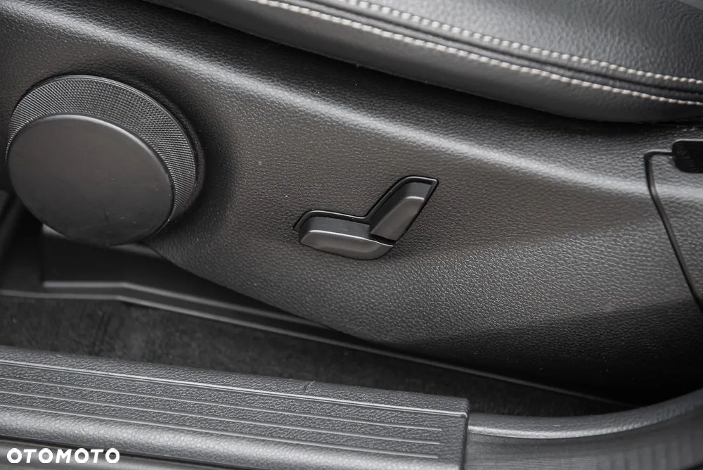 Mercedes-Benz GLK 200 CDI (BlueEFFICIENCY) - 17