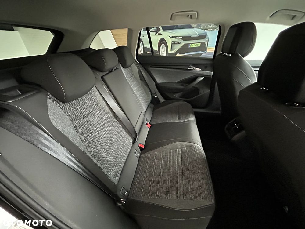 Skoda Superb 2.0 TSI Edition 130 DSG - 10