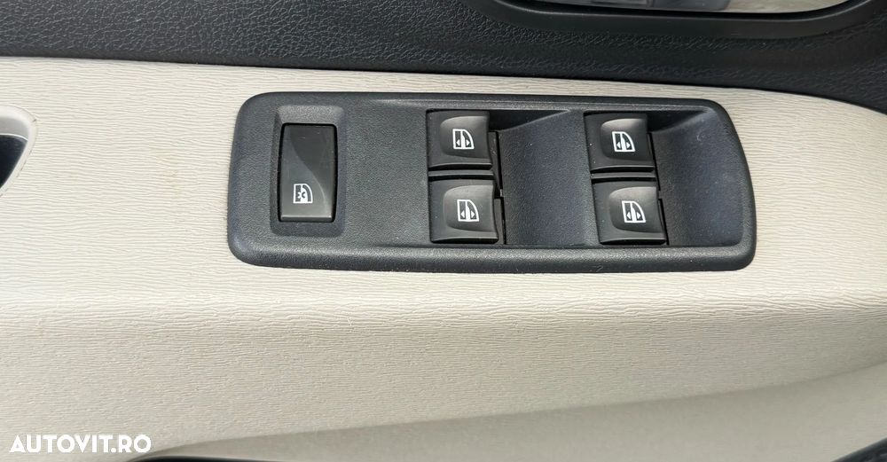 Dacia Lodgy dCi 110 Prestige - 25