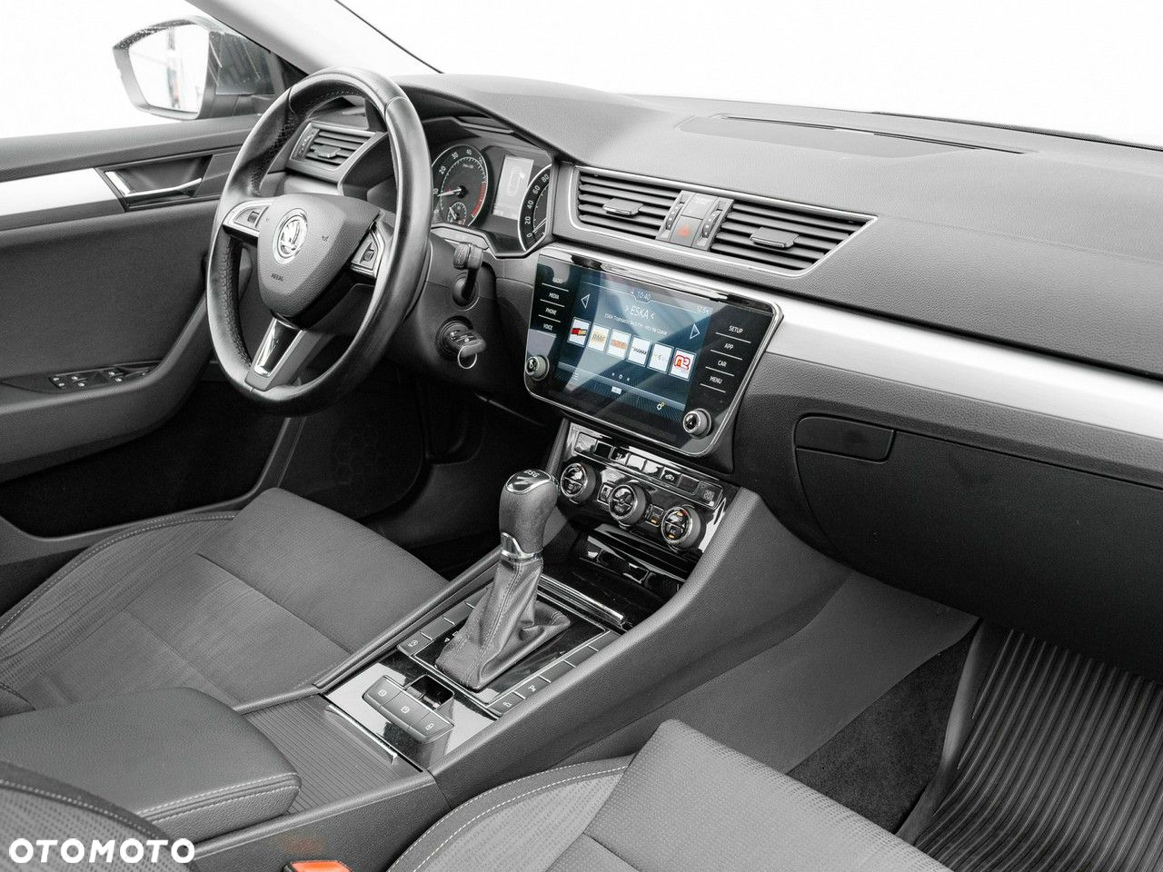 Skoda Superb 1.5 TSI ACT Ambition DSG - 34