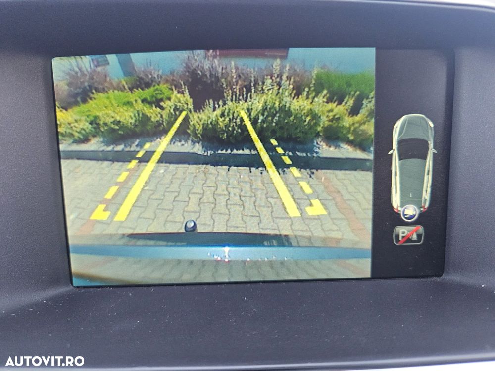 Volvo V40 D2 Inscription - 8
