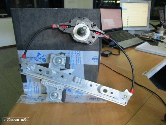 Elevador Manual 8A6IA2700001 FORD FIESTA 2010 5P TD FORD FIESTA 6 2013 1.0I 80CV 5P BRANCO TD FORD FIESTA 6 FASE 1 2012 1.4TDCI 71CV 5P BRANCO TDRT - 1