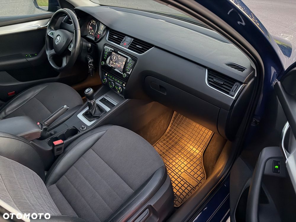 Skoda Octavia 2.0 TDI Ambition - 11