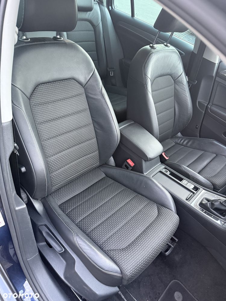 Volkswagen Golf 2.0 TDI BMT GTD DSG - 33