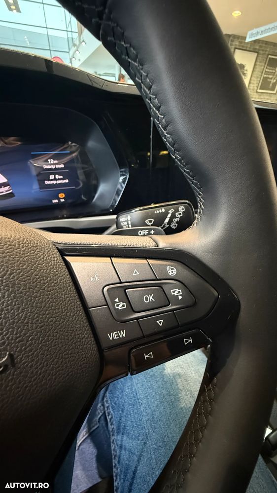 Ford Tourneo Connect 1.5L LWB PHEV Titanium - 14