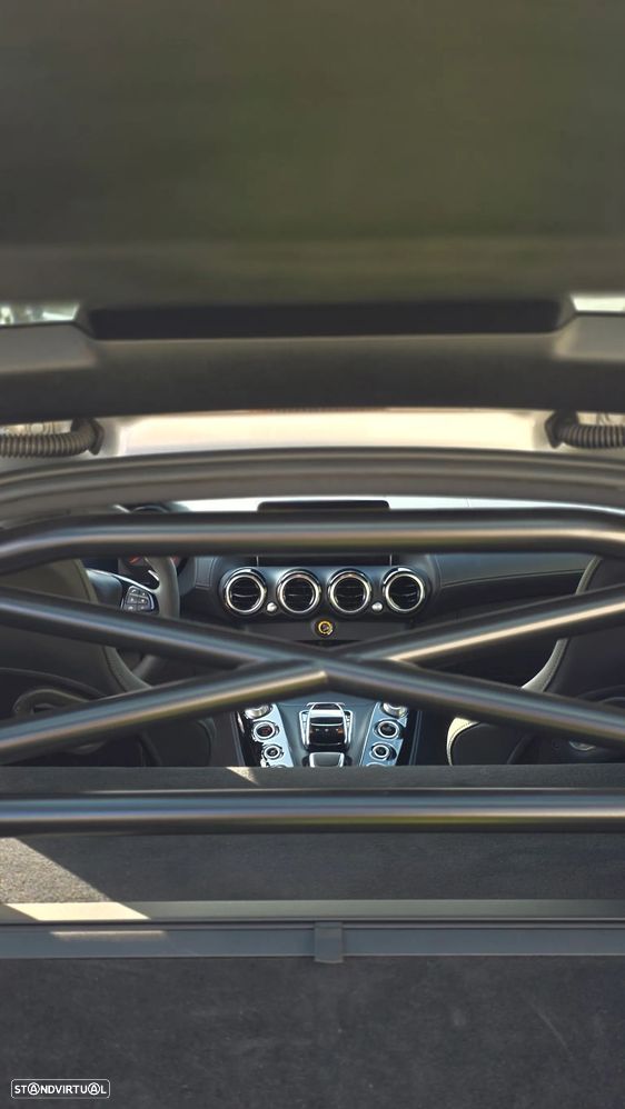 Mercedes-Benz AMG GT R Roadster - 16
