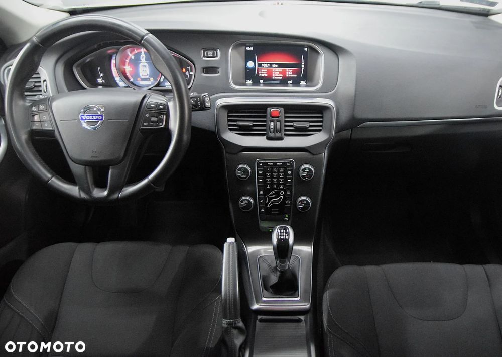 Volvo V40 - 6