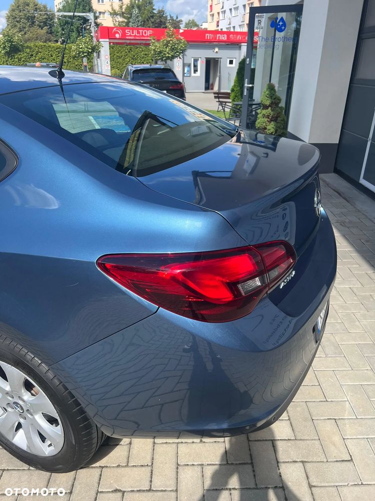 Opel Astra 1.6 Business - 10