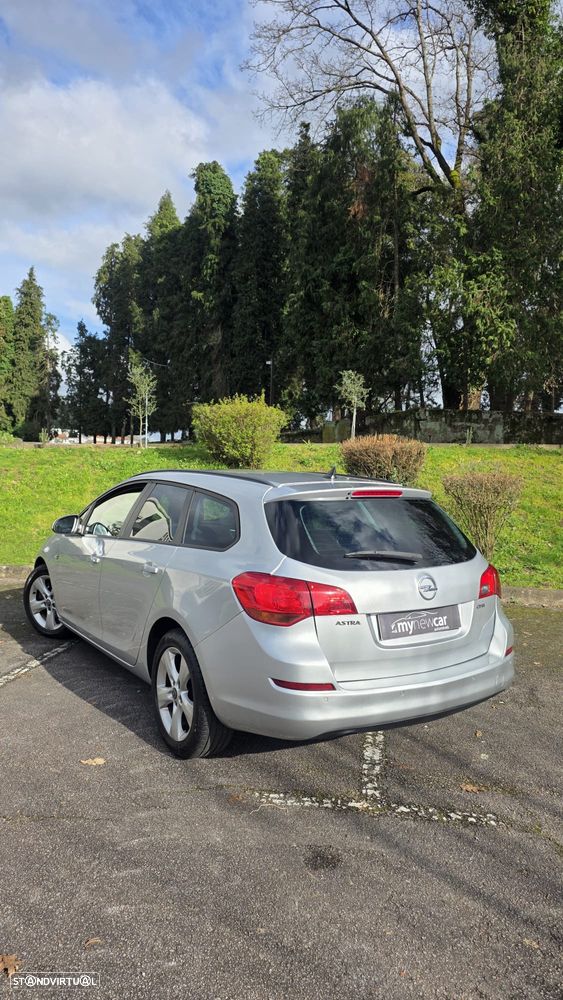 Opel Astra Sports Tourer 1.7 CDTI DPF ecoFLEX S&S 105g 150 Anos - 4