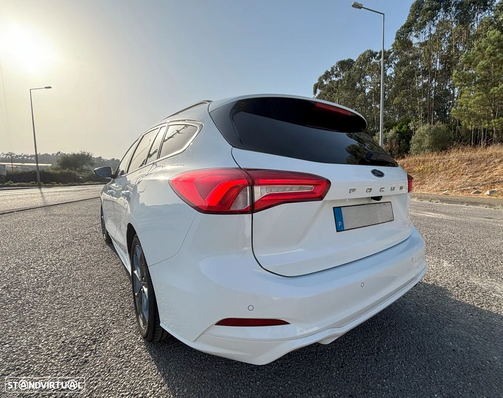 Ford Focus SW 1.5 TDCi EcoBlue ST-Line - 3