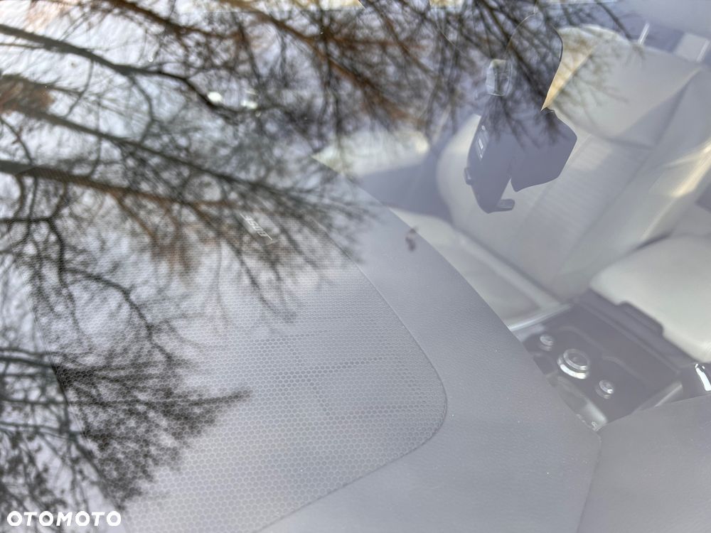 Infiniti Q70 2.2d Premium Executive - 23