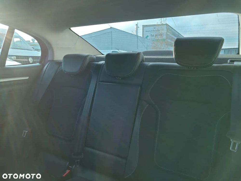 Renault Megane 1.3 TCe FAP Techno EDC - 16