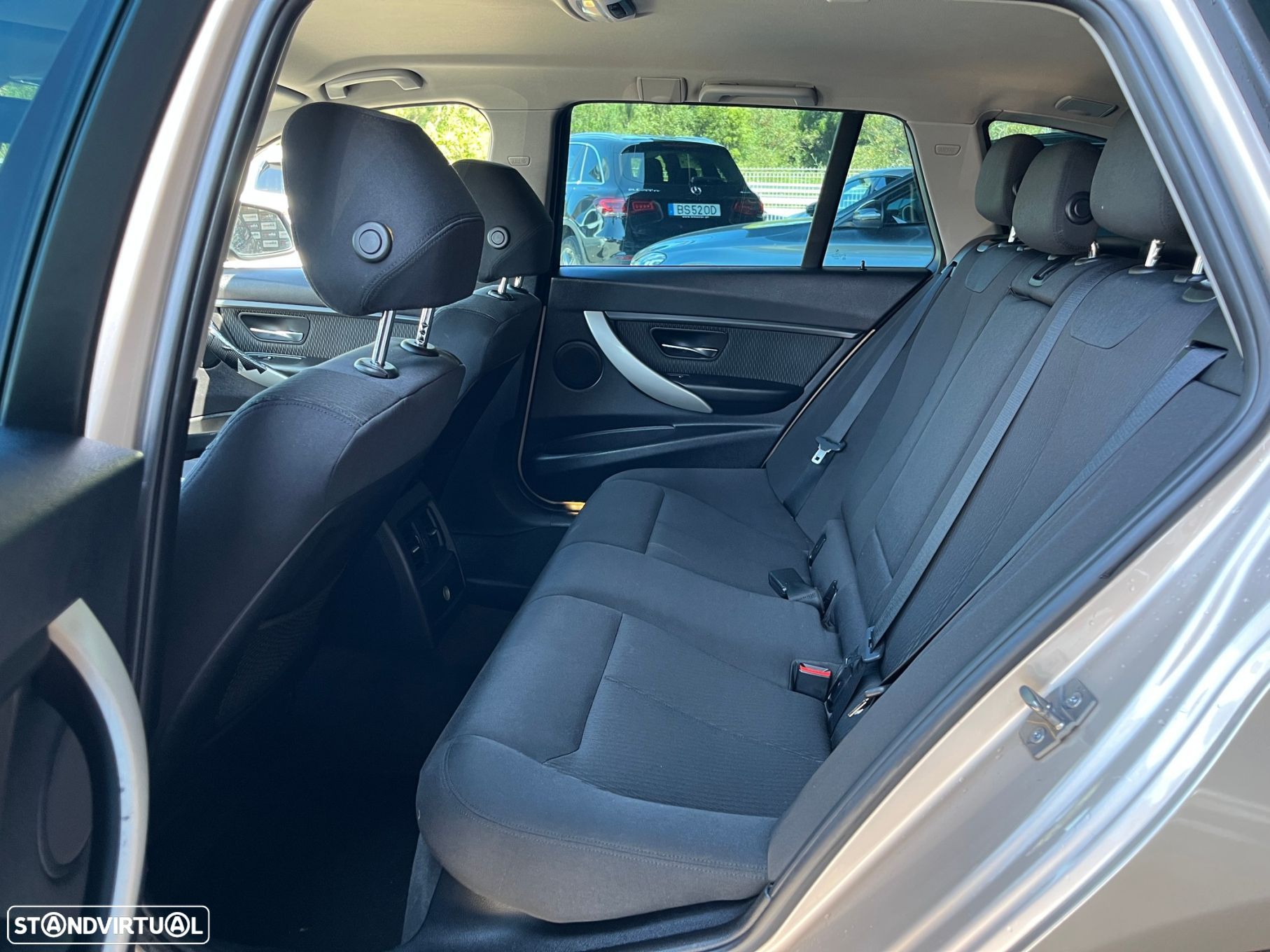 BMW 320 d Touring Auto - 17