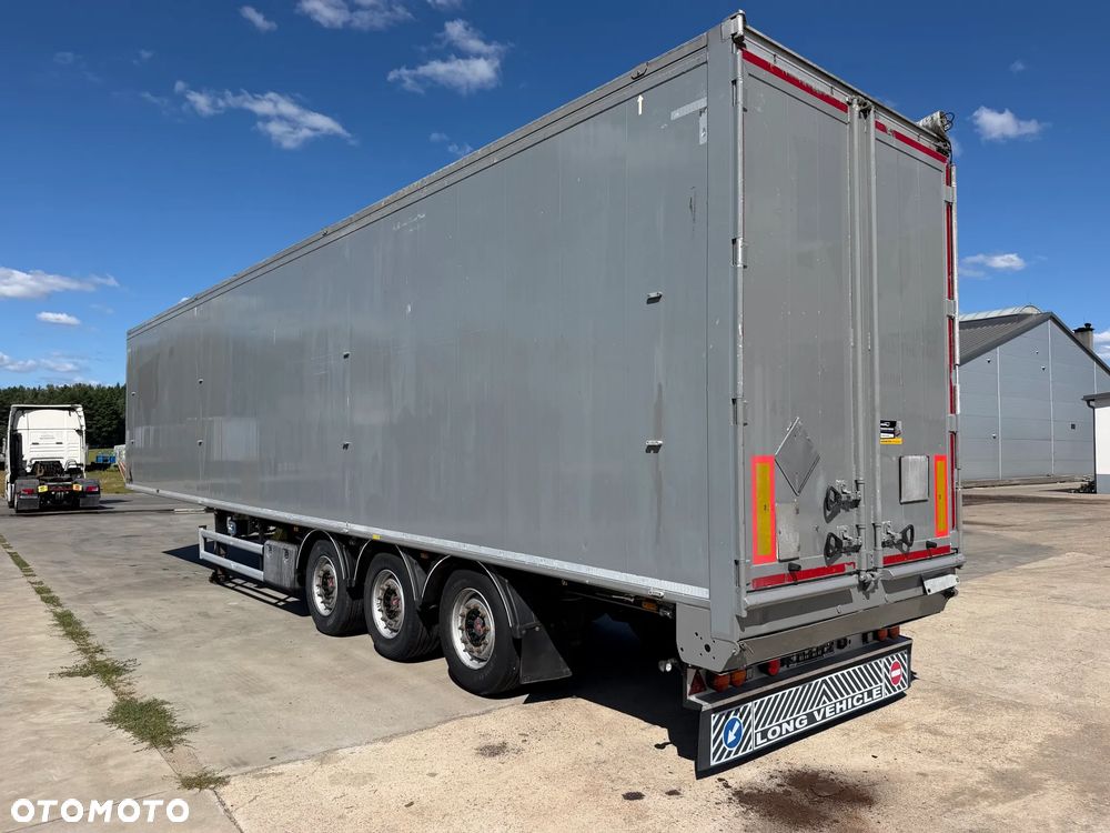 Stas Ruchoma podłoga 94m3 Podłoga 10 mm 2019 rok - 4