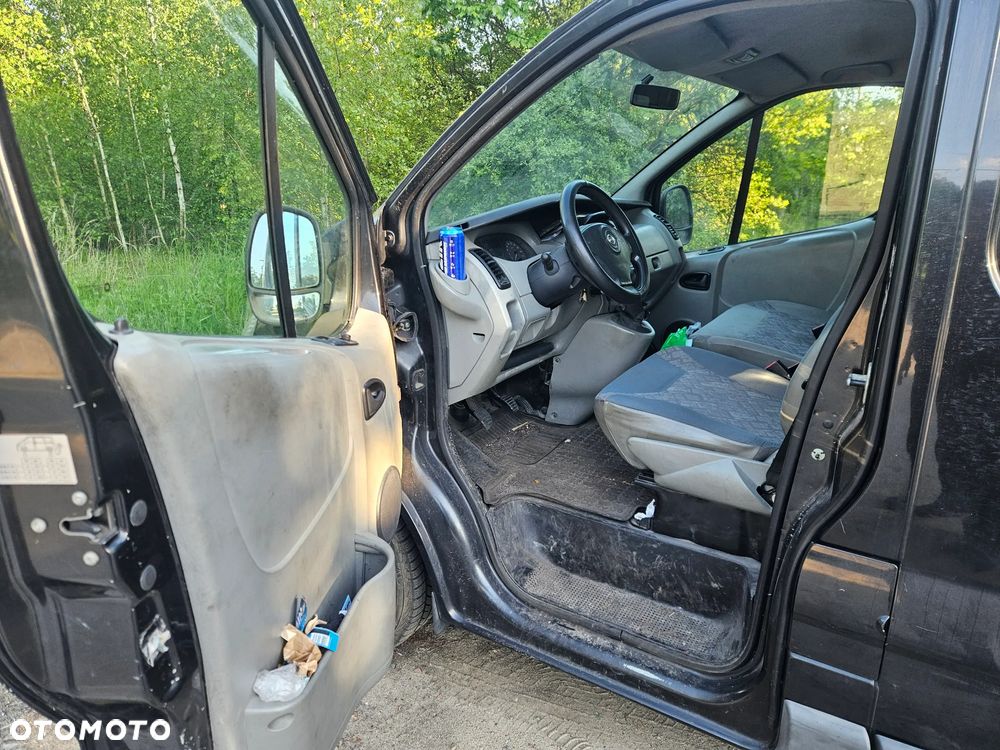 Opel Vivaro - 1