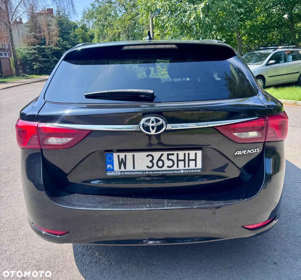 Toyota Avensis 1.8 Premium - 4