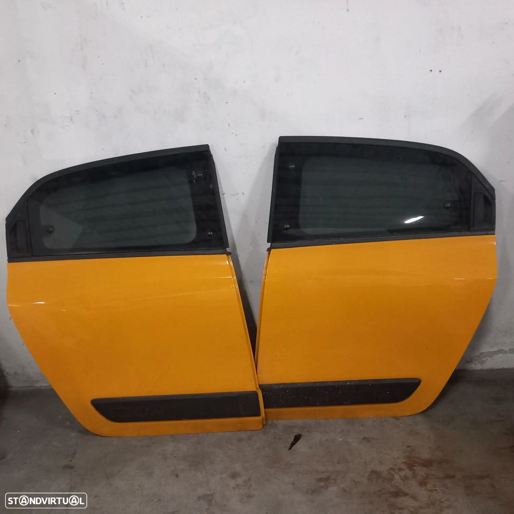 Porta renault twingo ano 2022 - 2
