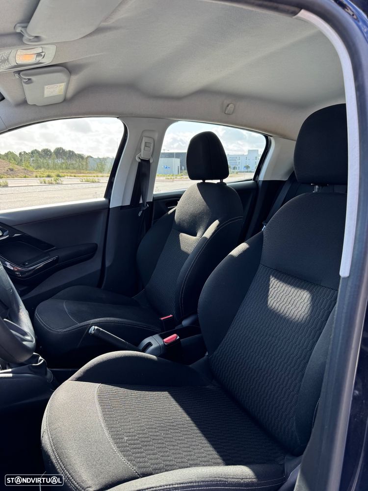 Peugeot 208 BlueHDi 100 Allure - 9