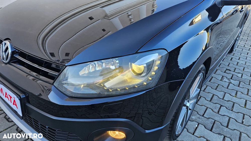 Volkswagen Polo 1.2 TSI DSG Cross - 21