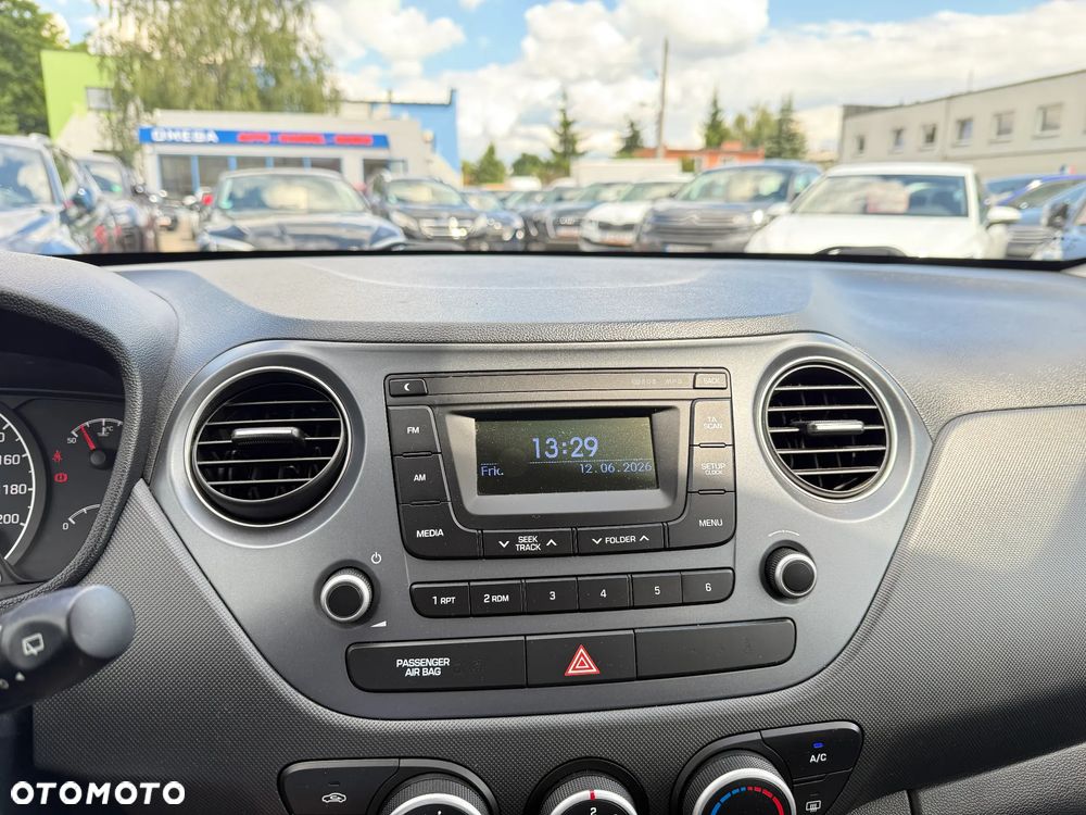 Hyundai i10 1.0 GO - 12