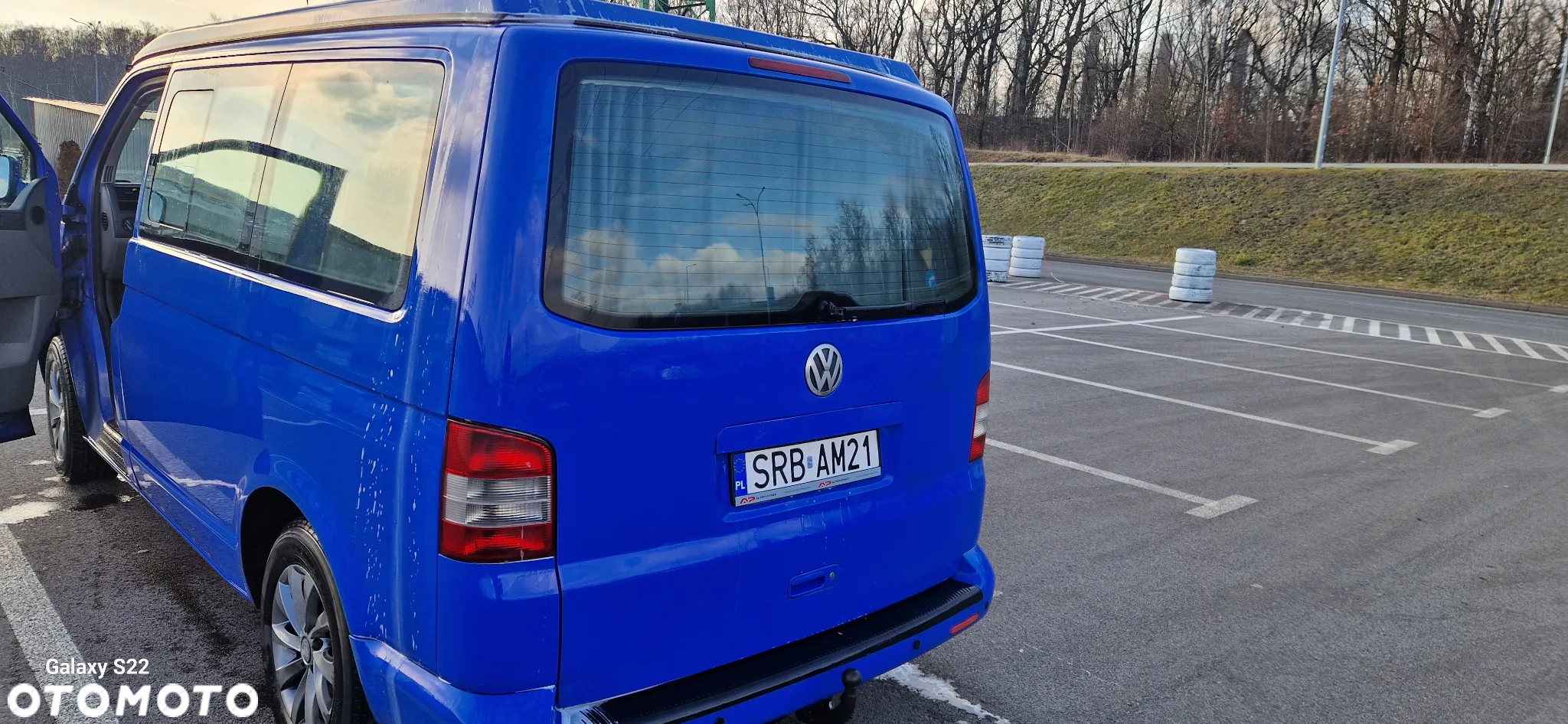 Volkswagen Caravelle - 7