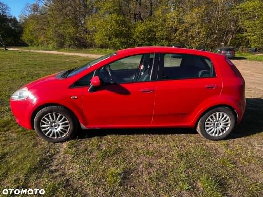 Fiat Grande Punto - 1