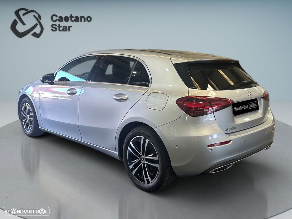 Mercedes-Benz A 200 - 5