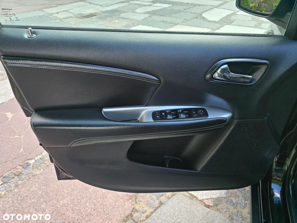 Fiat Freemont 2.0 Multijet 16V DPF Automatik Allrad Black Code - 18