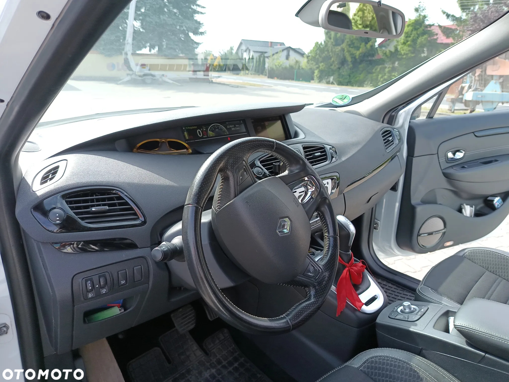 Renault Scenic 1.5 dCi Bose EDition EDC - 10