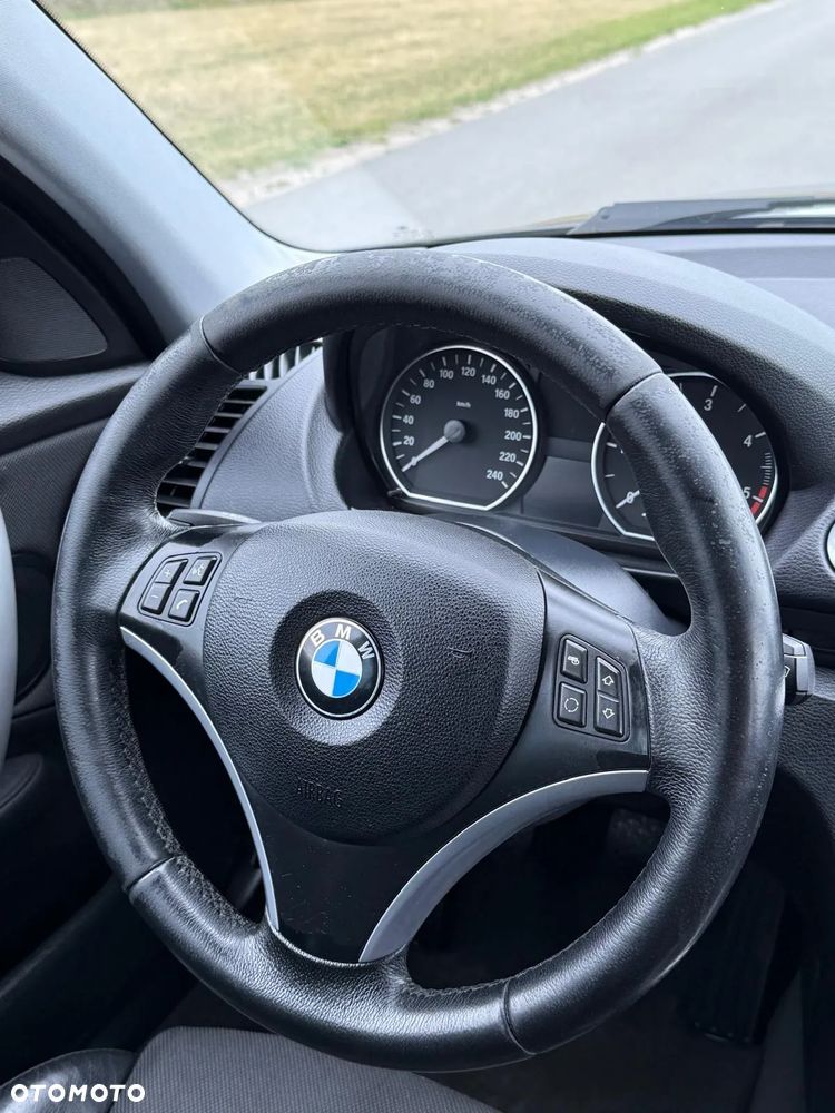 BMW Seria 1 118d DPF Edition Sport - 32