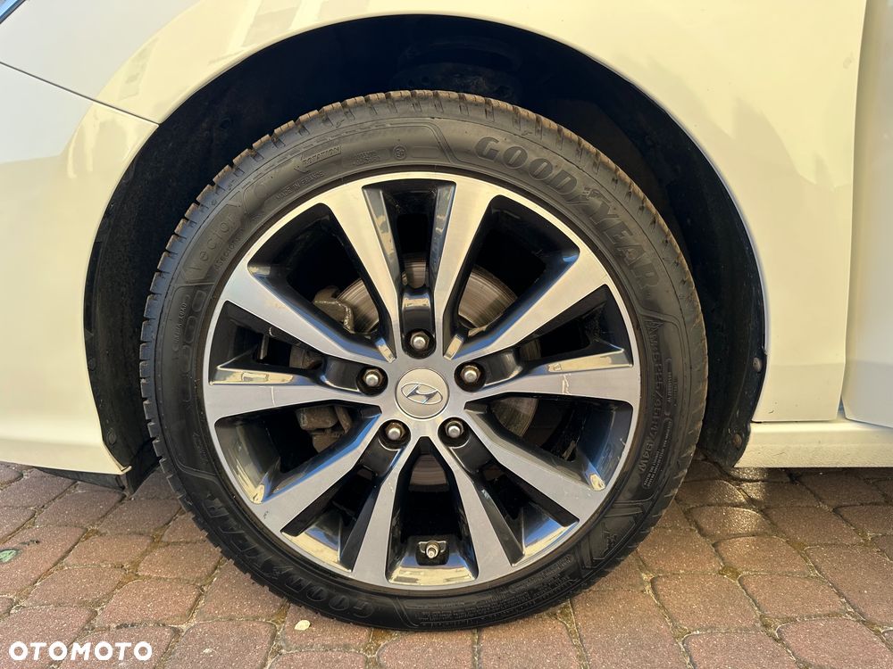Hyundai i30 1.4 Classic + - 24