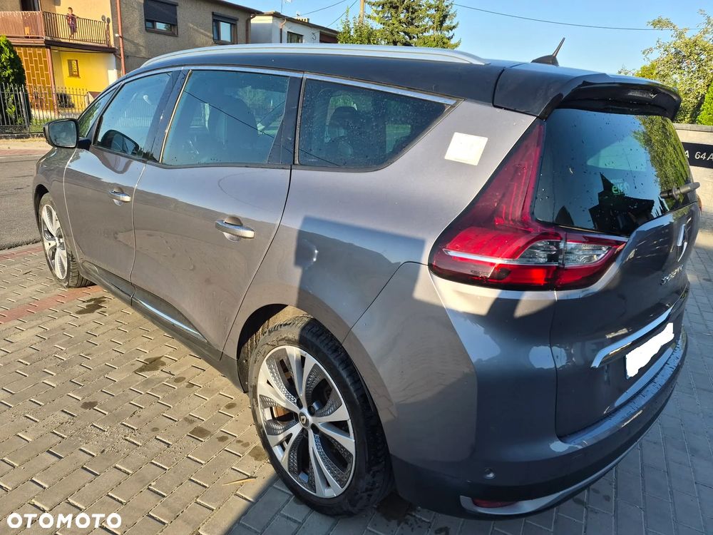Renault Grand Scenic - 2