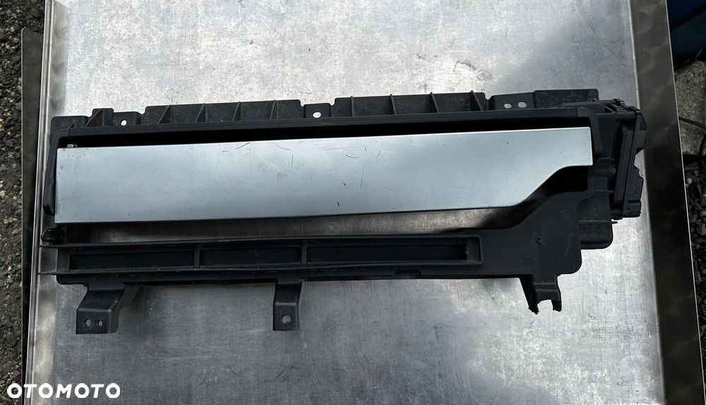 HYUNDAI IONIQ V 5 PRAWA KIEROWNICA WLOT POWIETRZA ŻALUZJA ZDERZAKA PRZÓD - 1