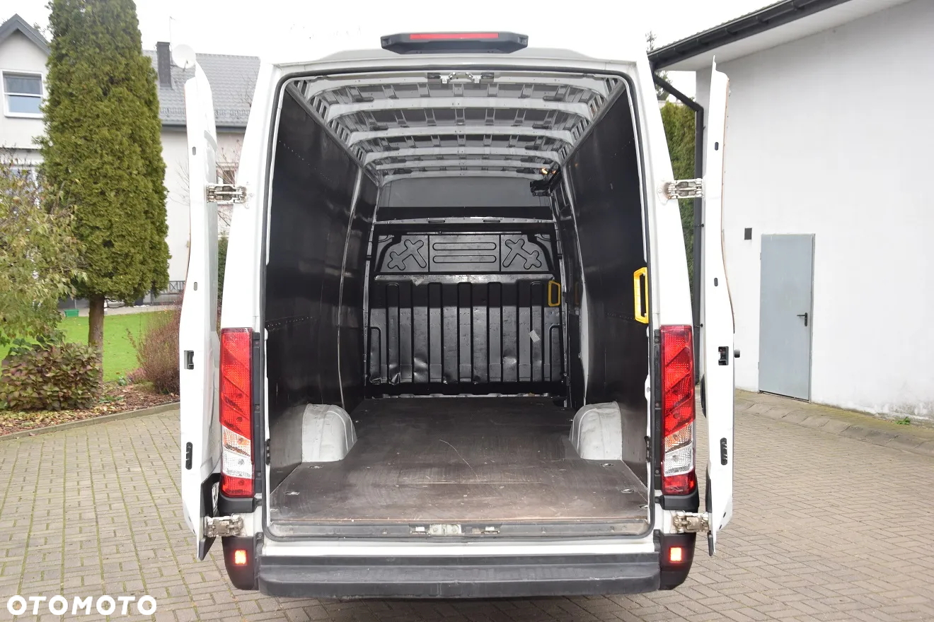 Iveco 35s16 - 9