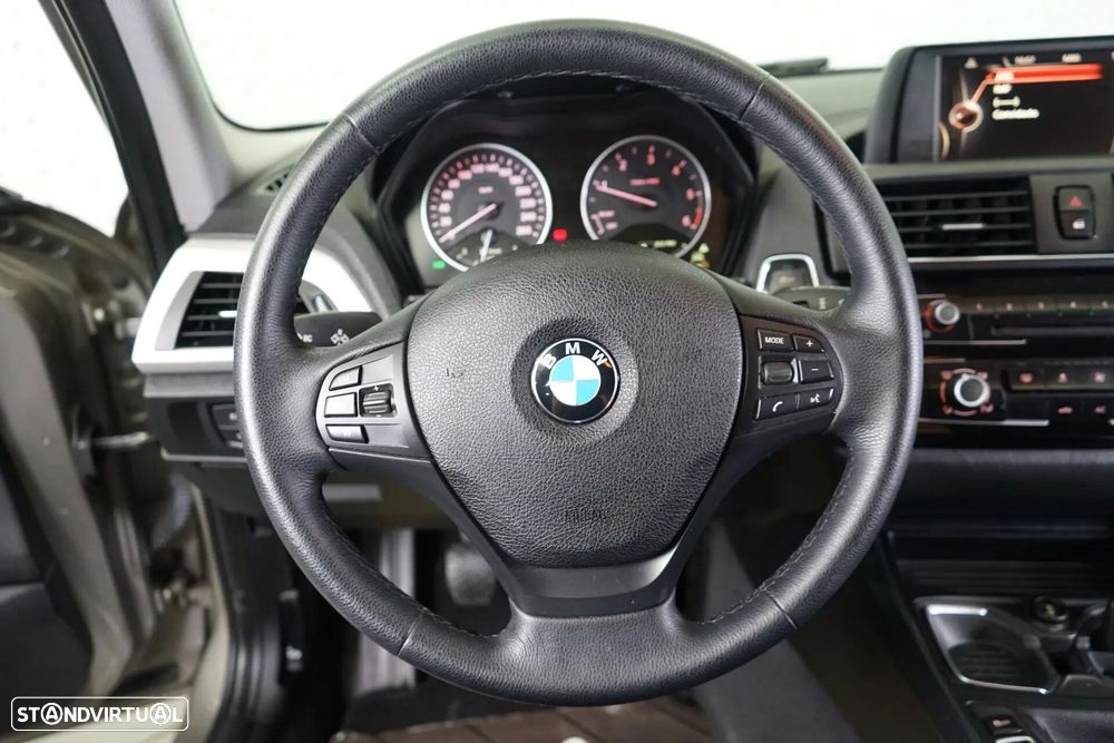 BMW 116 d Line Urban - 19