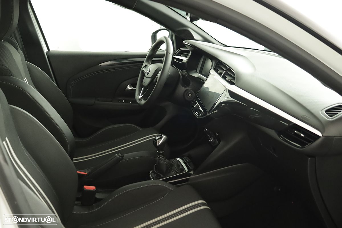 Opel Corsa 1.2 T GS - 20