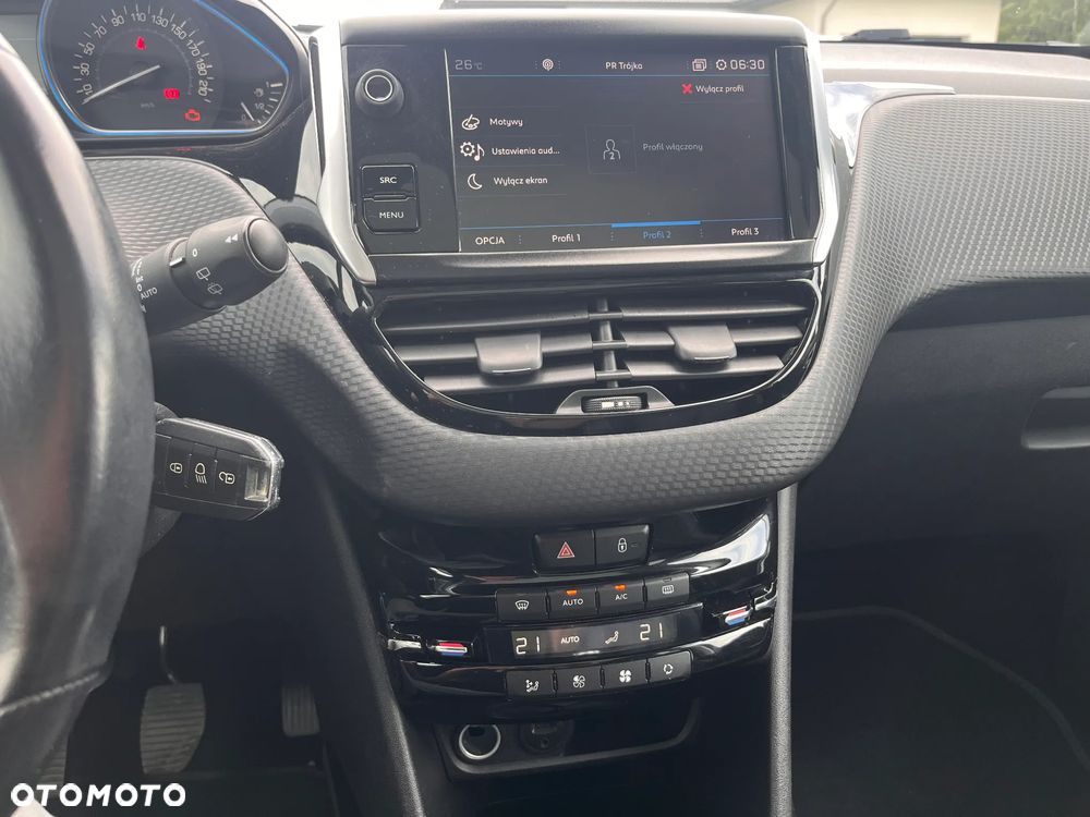 Peugeot 2008 PureTech 130 Stop&Start Allure - 30