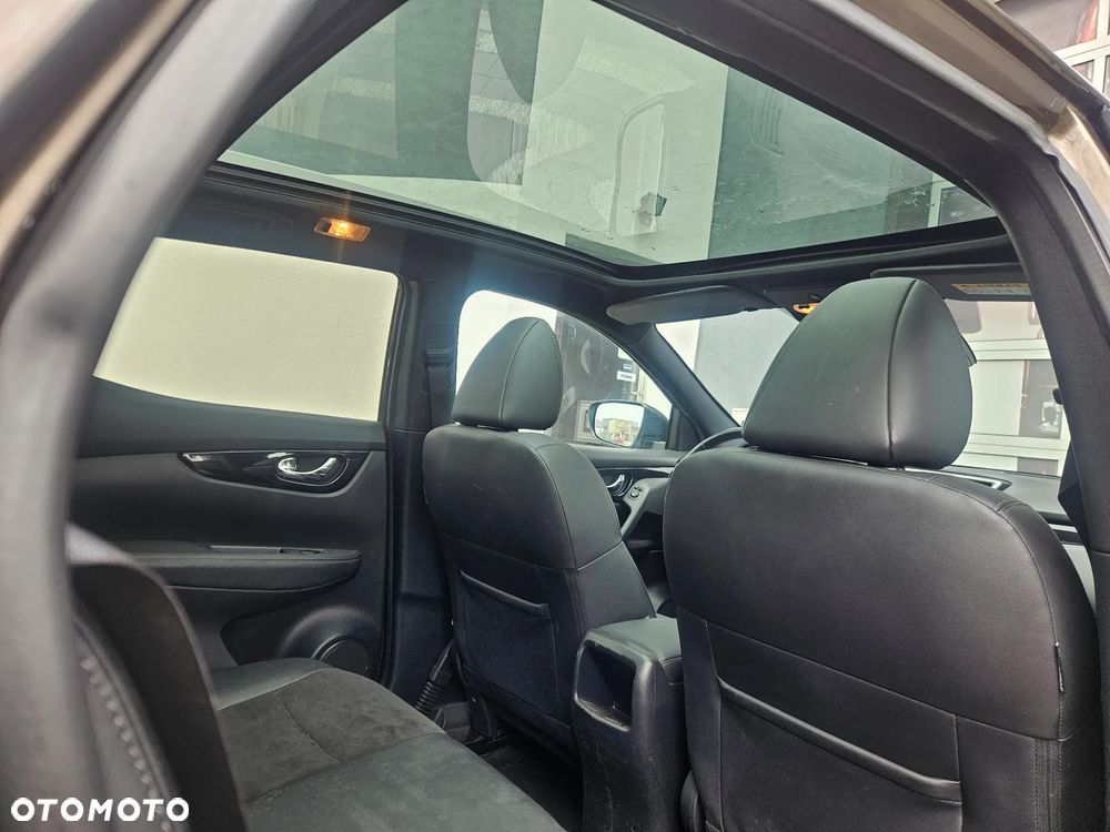 Nissan Qashqai 1.2 DIG-T Tekna EU6 - 11