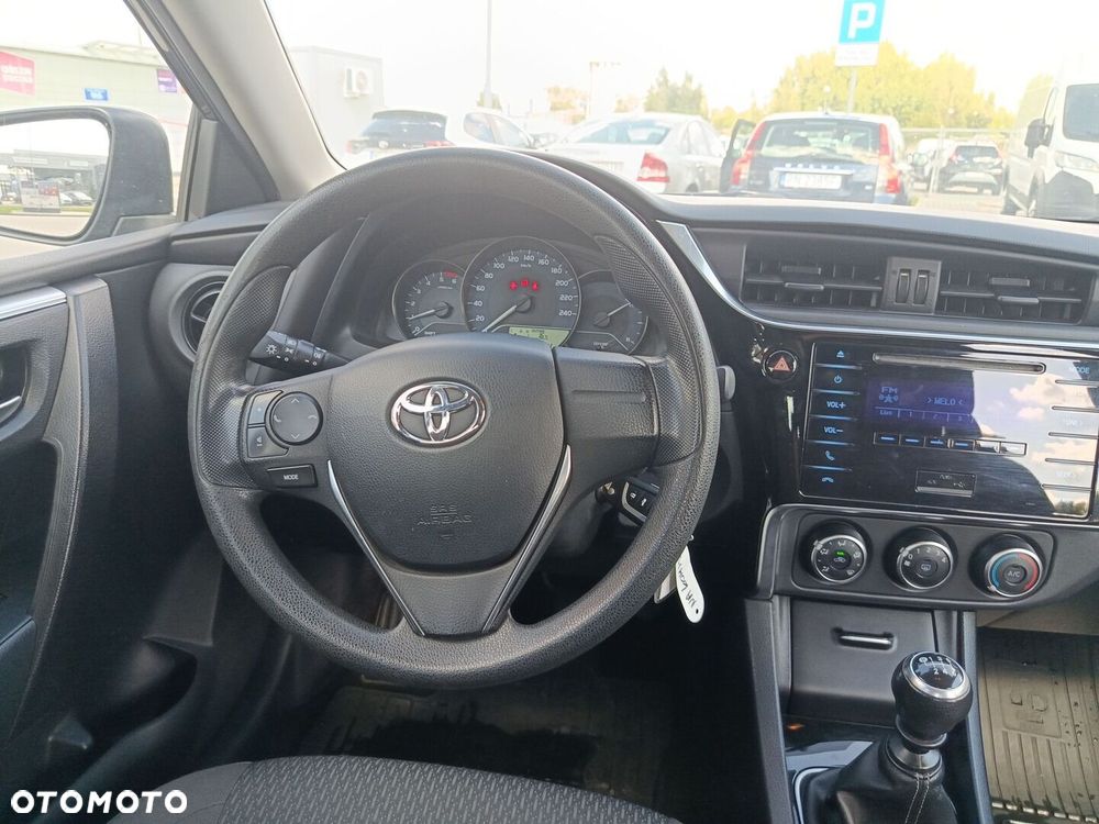 Toyota Corolla 1.4 D-4D Active - 12